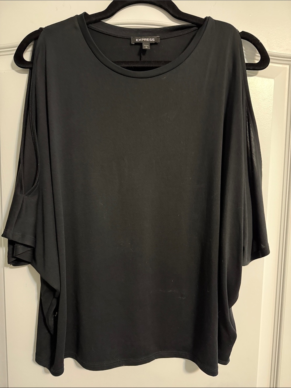 Express Black Cold-Shoulder Short Sleeve Top